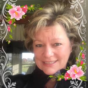 Meet your Posher, Pamela